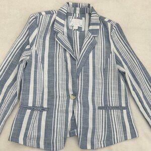 striped white and blue blazer 
size L • brand: stoosh • good preowned condition